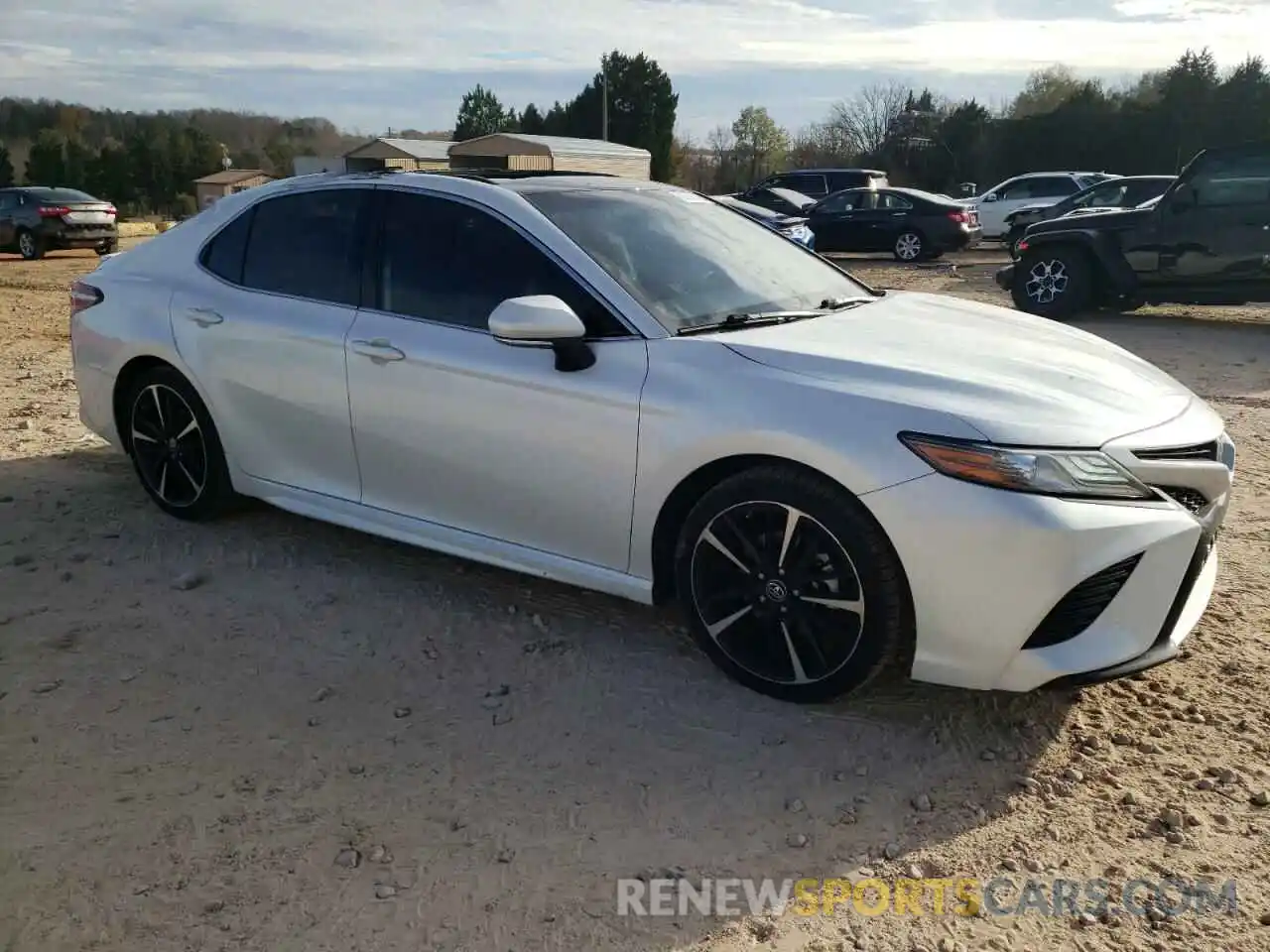 4 Photograph of a damaged car 4T1B61HK6KU713141 TOYOTA CAMRY 2019