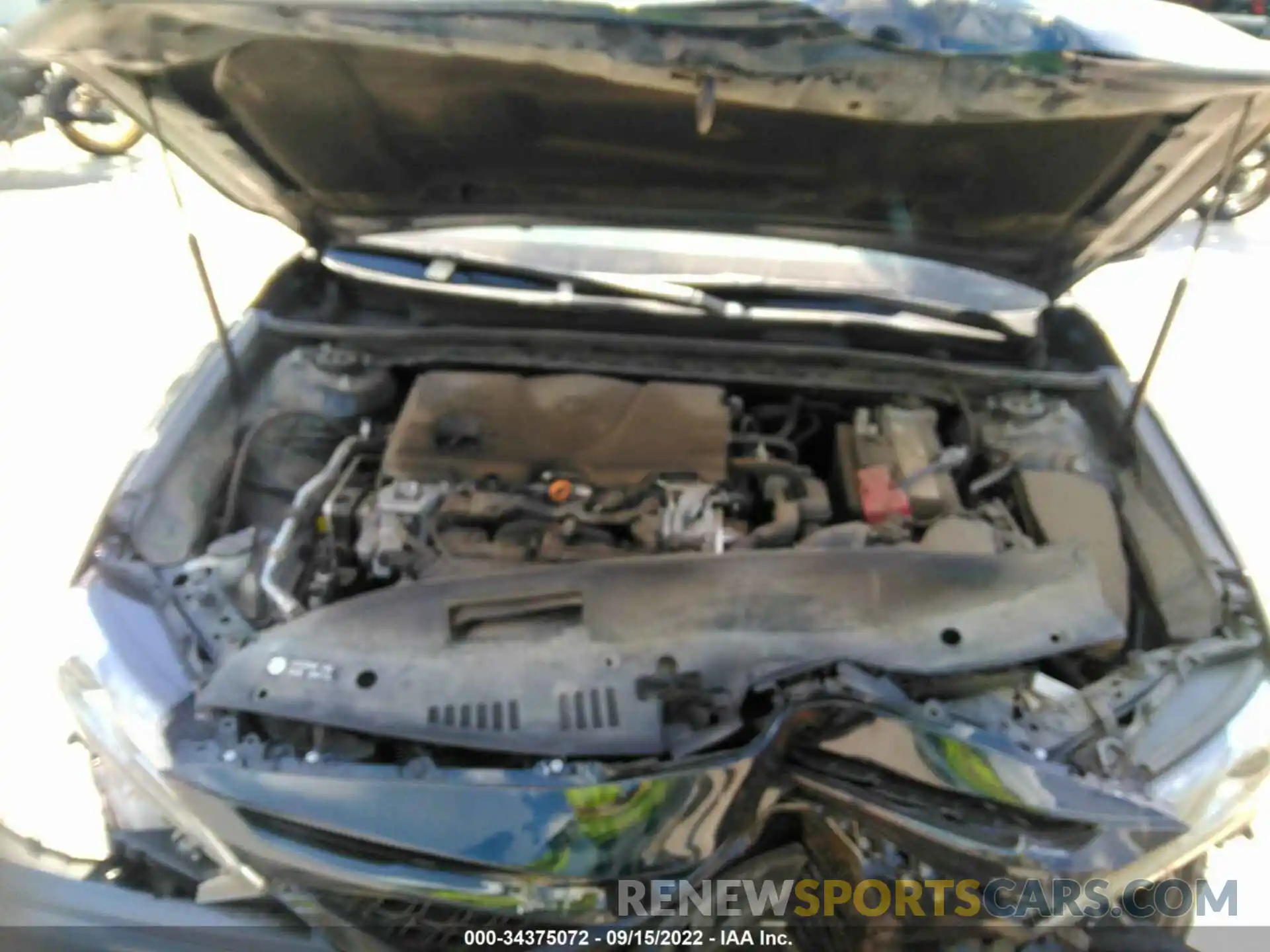 6 Photograph of a damaged car 4T1B61HK6KU740405 TOYOTA CAMRY 2019