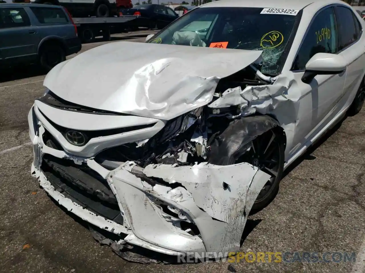 9 Photograph of a damaged car 4T1B61HK6KU743059 TOYOTA CAMRY 2019