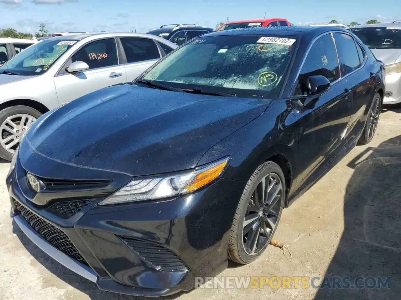 2 Photograph of a damaged car 4T1B61HK6KU762811 TOYOTA CAMRY 2019