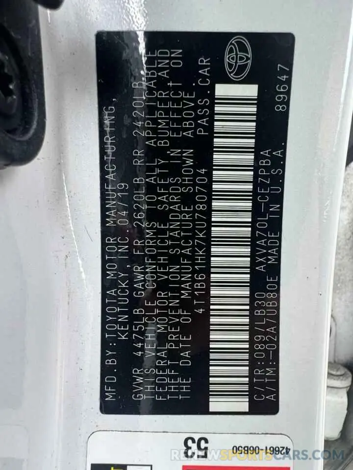 10 Photograph of a damaged car 4T1B61HK7K7048070 TOYOTA CAMRY 2019