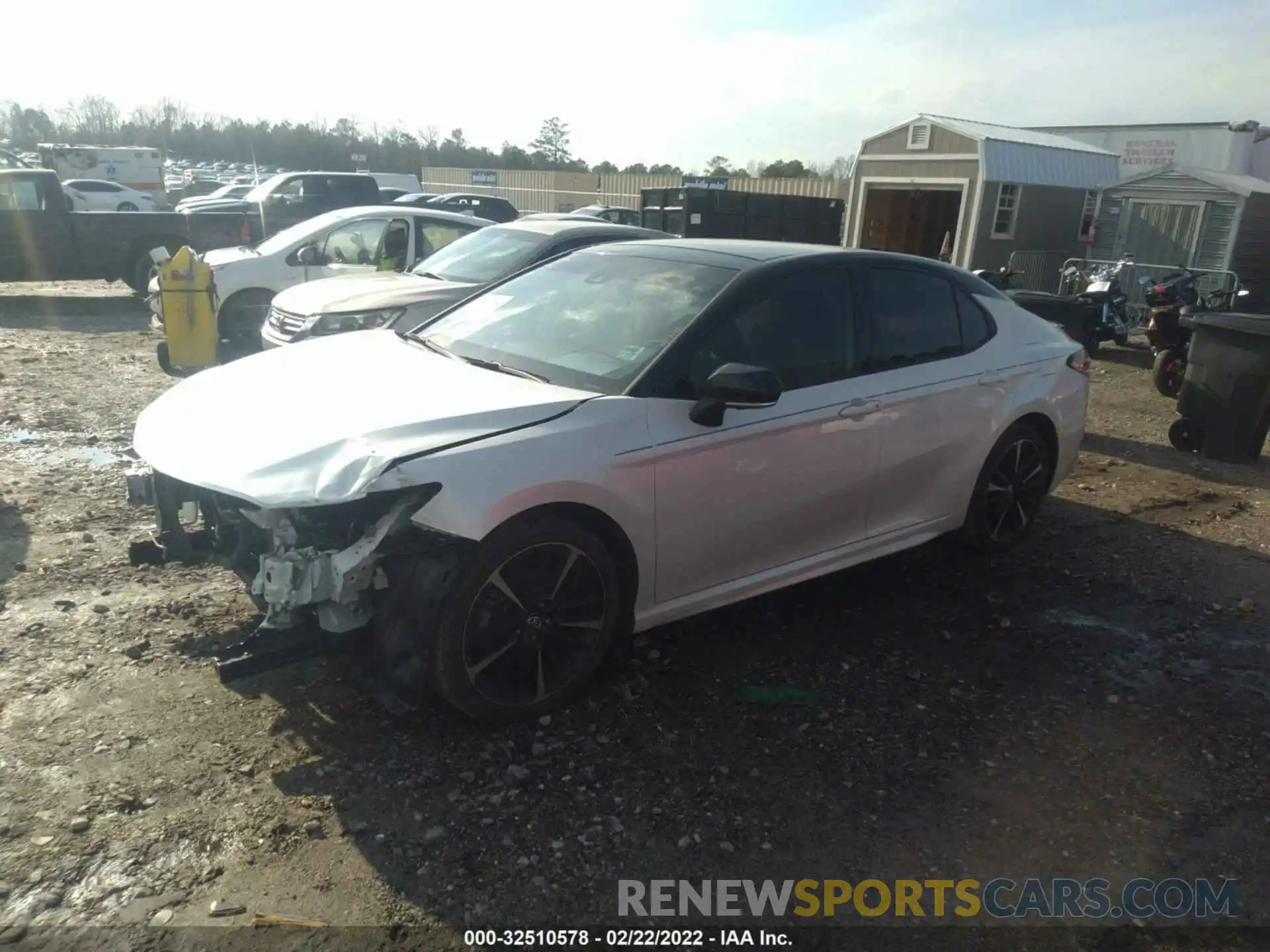 2 Photograph of a damaged car 4T1B61HK7KU180121 TOYOTA CAMRY 2019