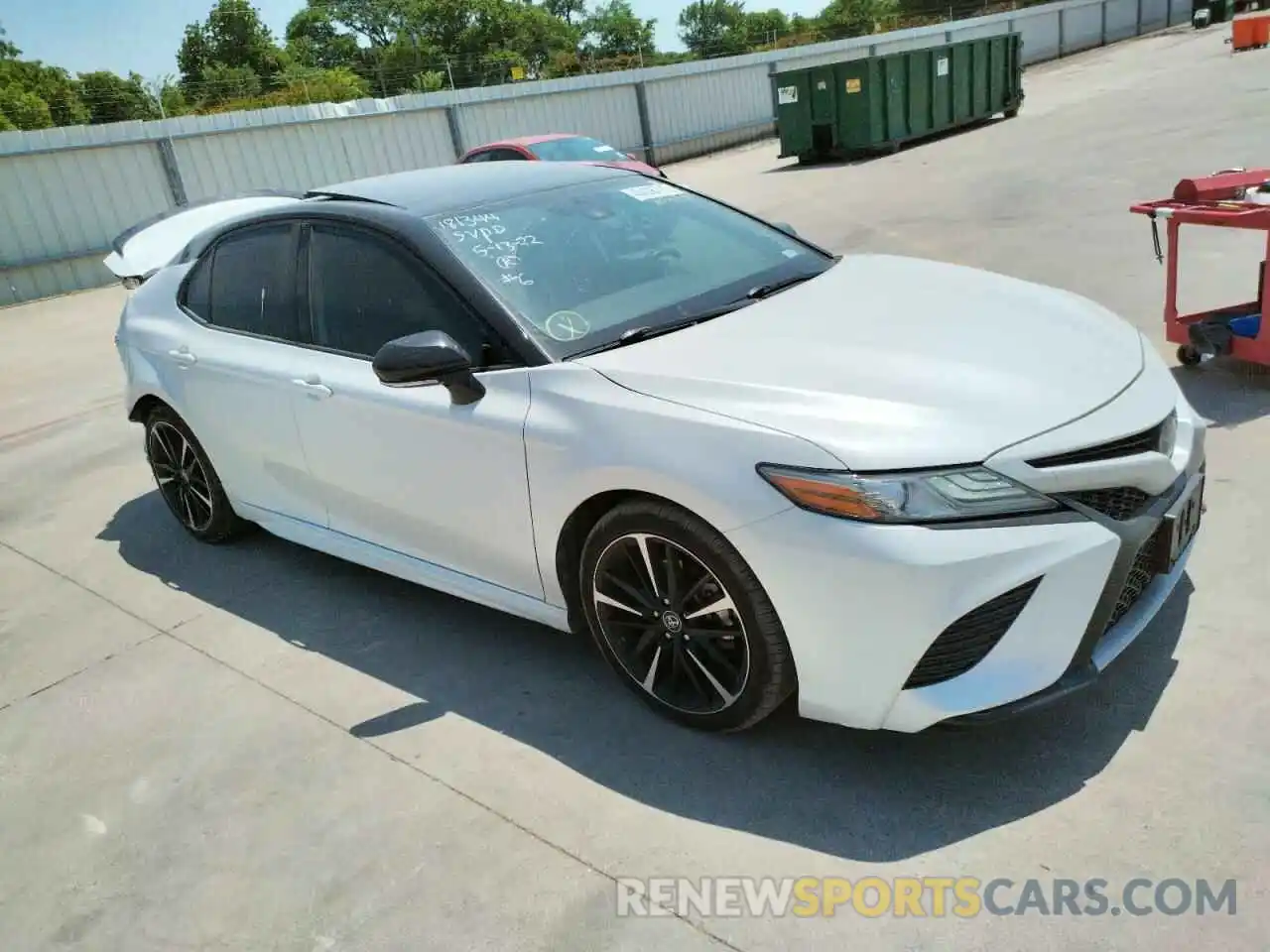 1 Photograph of a damaged car 4T1B61HK7KU203638 TOYOTA CAMRY 2019