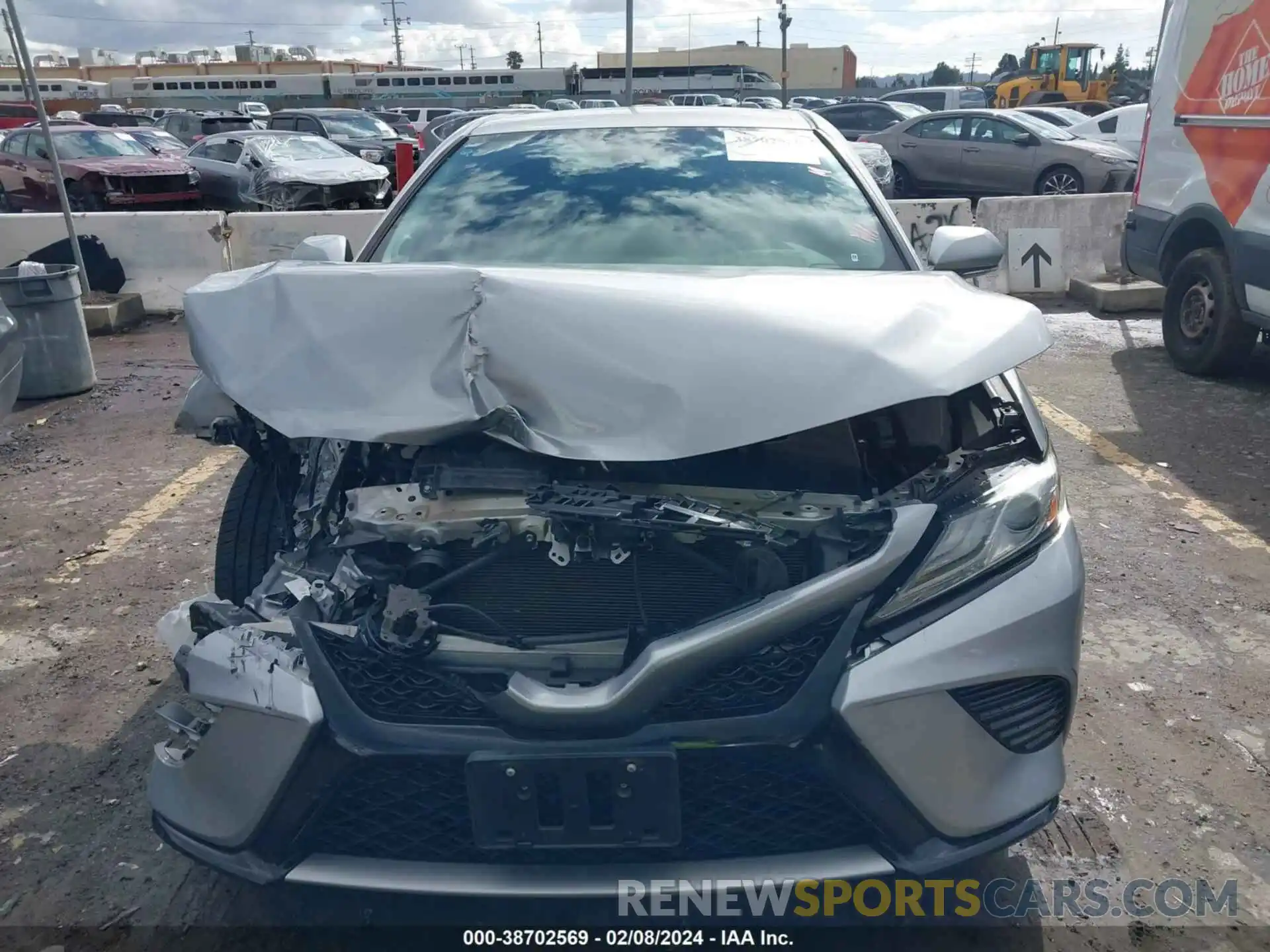 12 Photograph of a damaged car 4T1B61HK7KU207706 TOYOTA CAMRY 2019