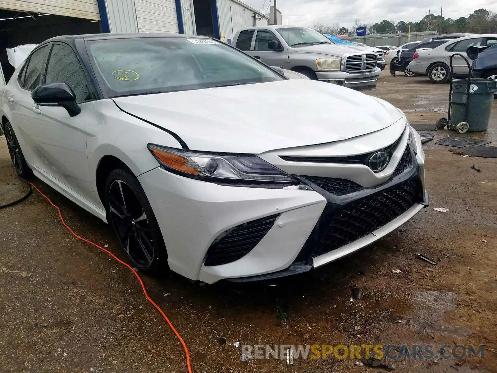 1 Photograph of a damaged car 4T1B61HK7KU209066 TOYOTA CAMRY 2019