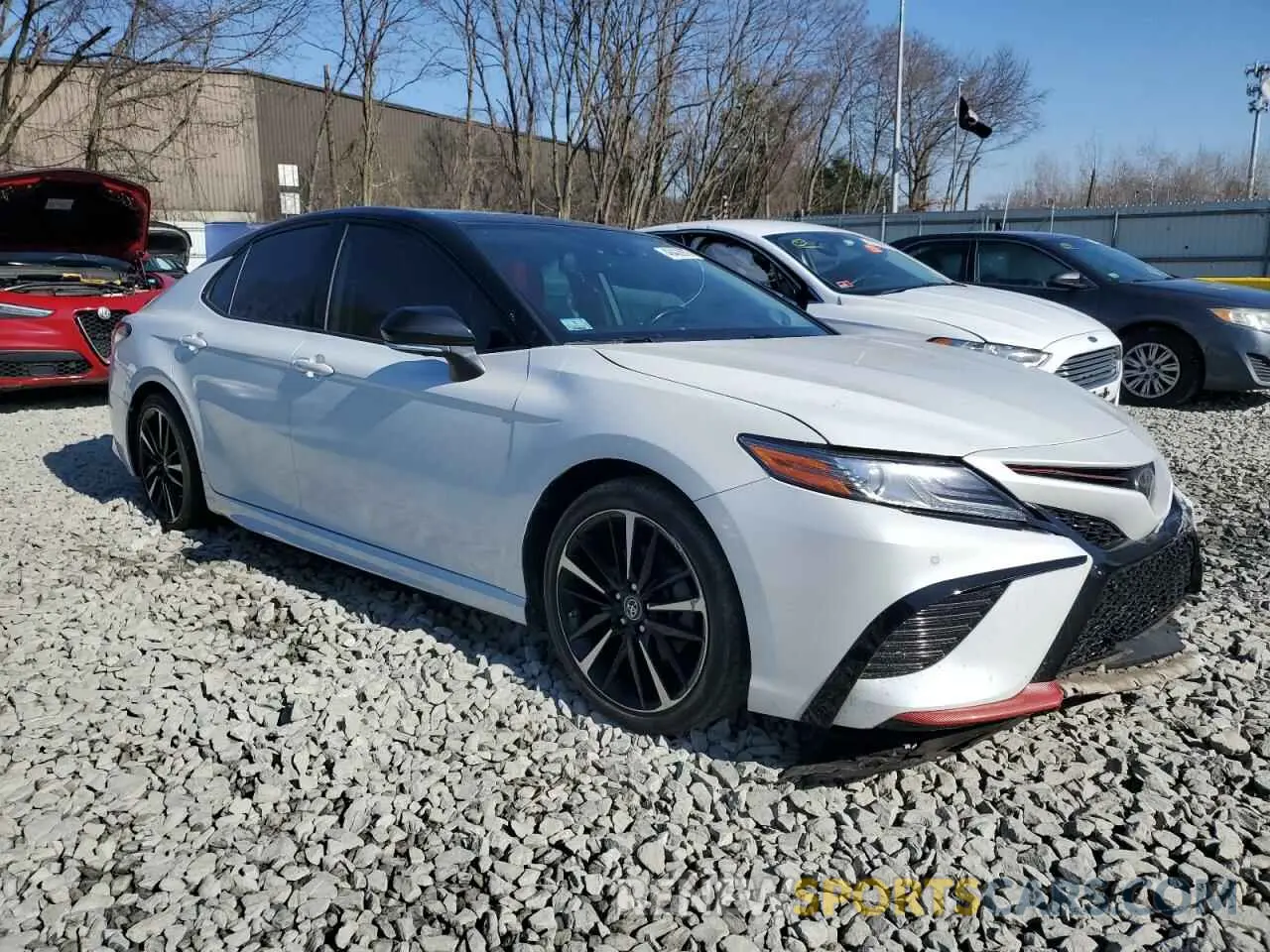 4 Photograph of a damaged car 4T1B61HK7KU225168 TOYOTA CAMRY 2019