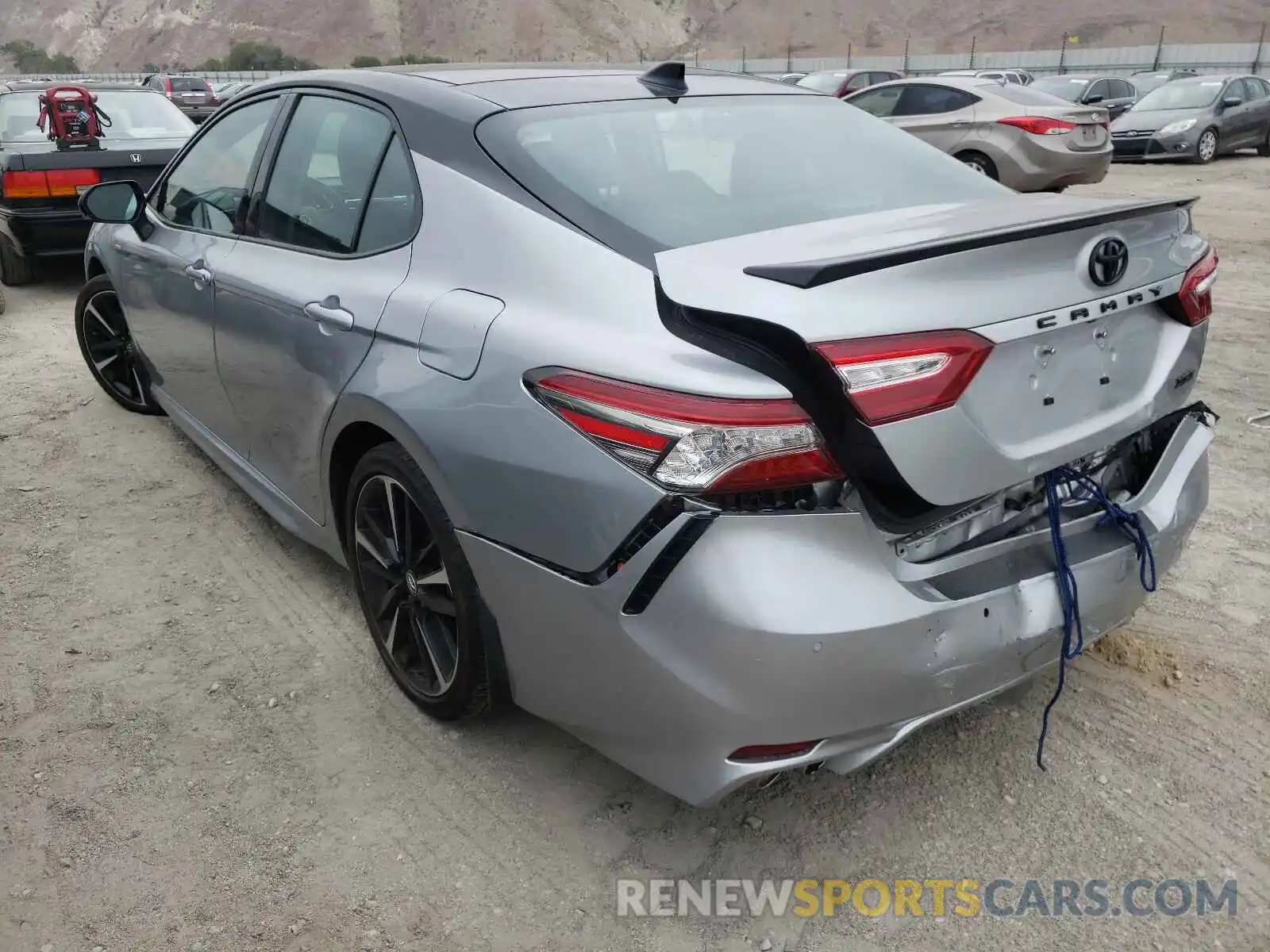 3 Photograph of a damaged car 4T1B61HK7KU243329 TOYOTA CAMRY 2019