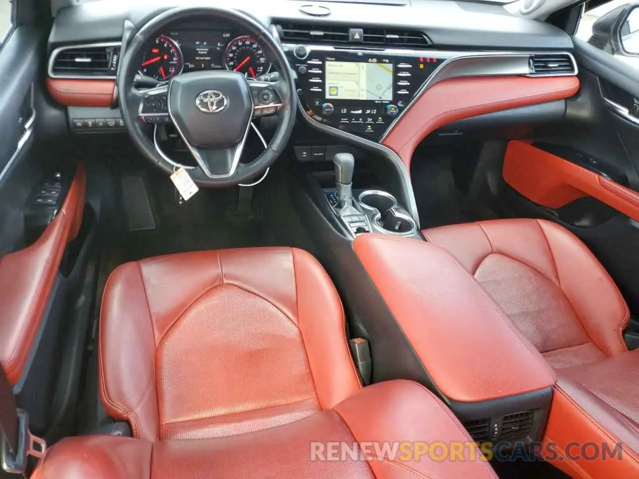 8 Photograph of a damaged car 4T1B61HK7KU252922 TOYOTA CAMRY 2019