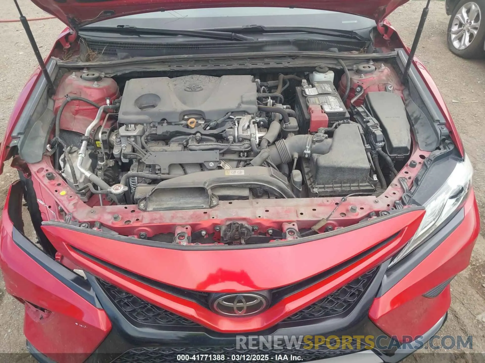 10 Photograph of a damaged car 4T1B61HK7KU259014 TOYOTA CAMRY 2019