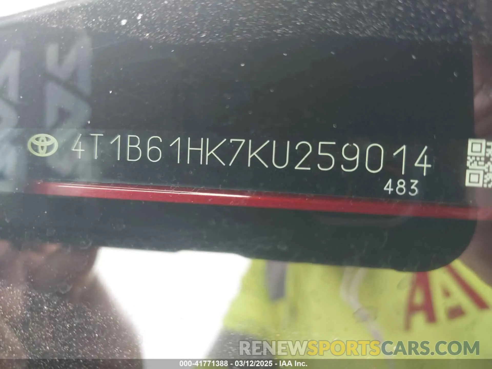9 Photograph of a damaged car 4T1B61HK7KU259014 TOYOTA CAMRY 2019