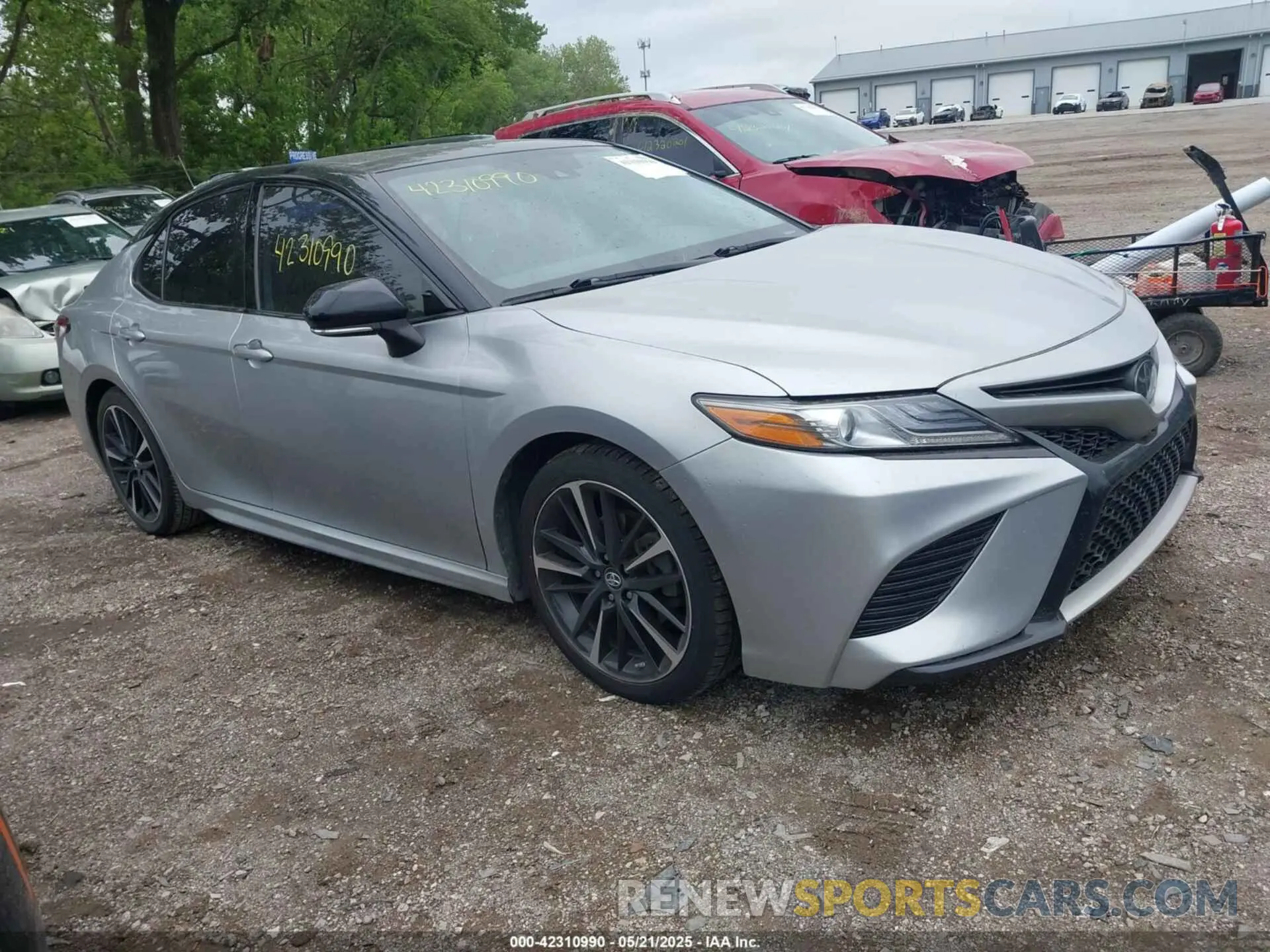 1 Photograph of a damaged car 4T1B61HK7KU276993 TOYOTA CAMRY 2019