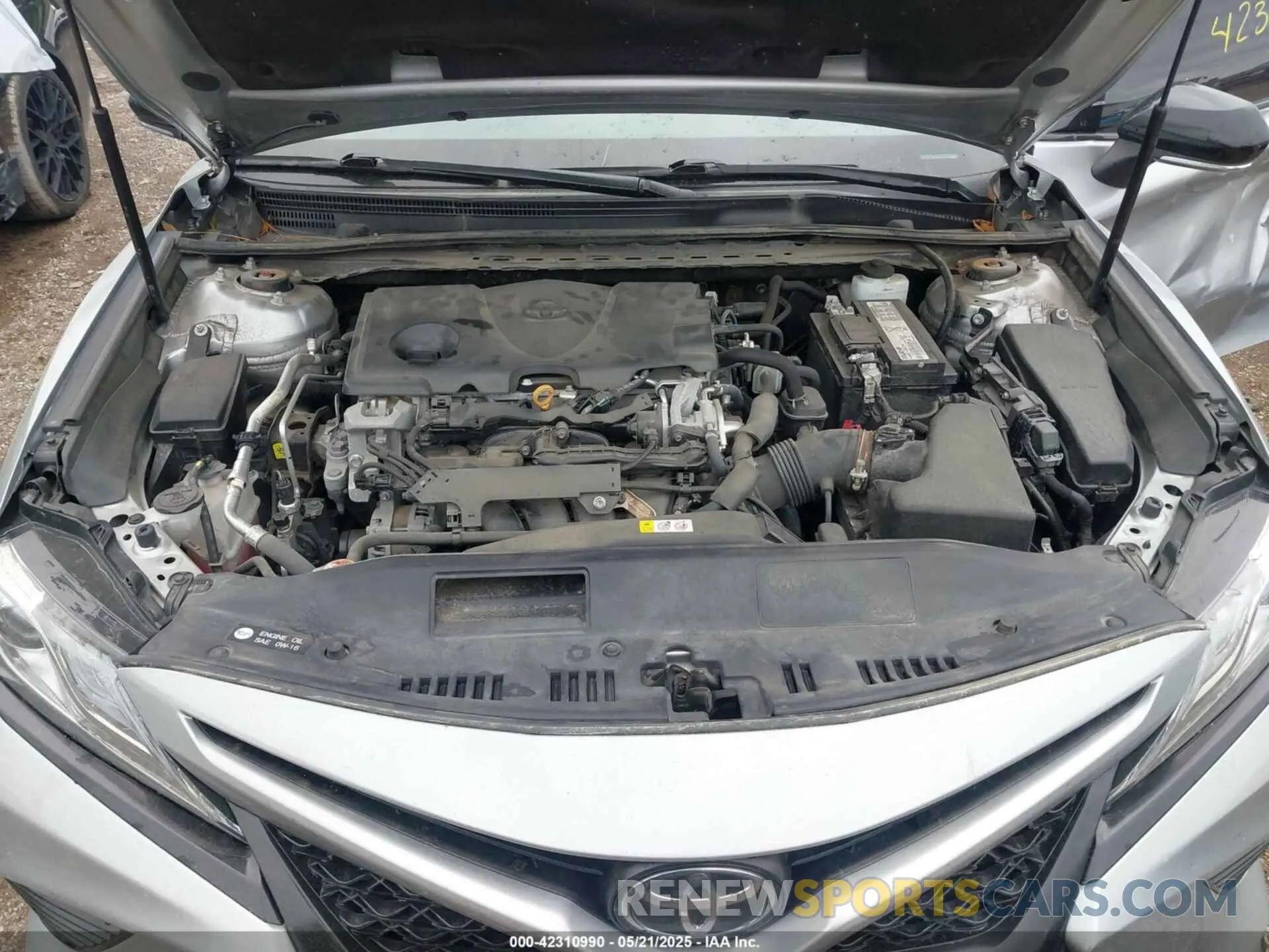 10 Photograph of a damaged car 4T1B61HK7KU276993 TOYOTA CAMRY 2019