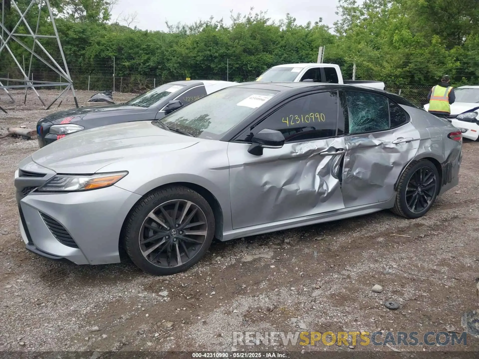 6 Photograph of a damaged car 4T1B61HK7KU276993 TOYOTA CAMRY 2019