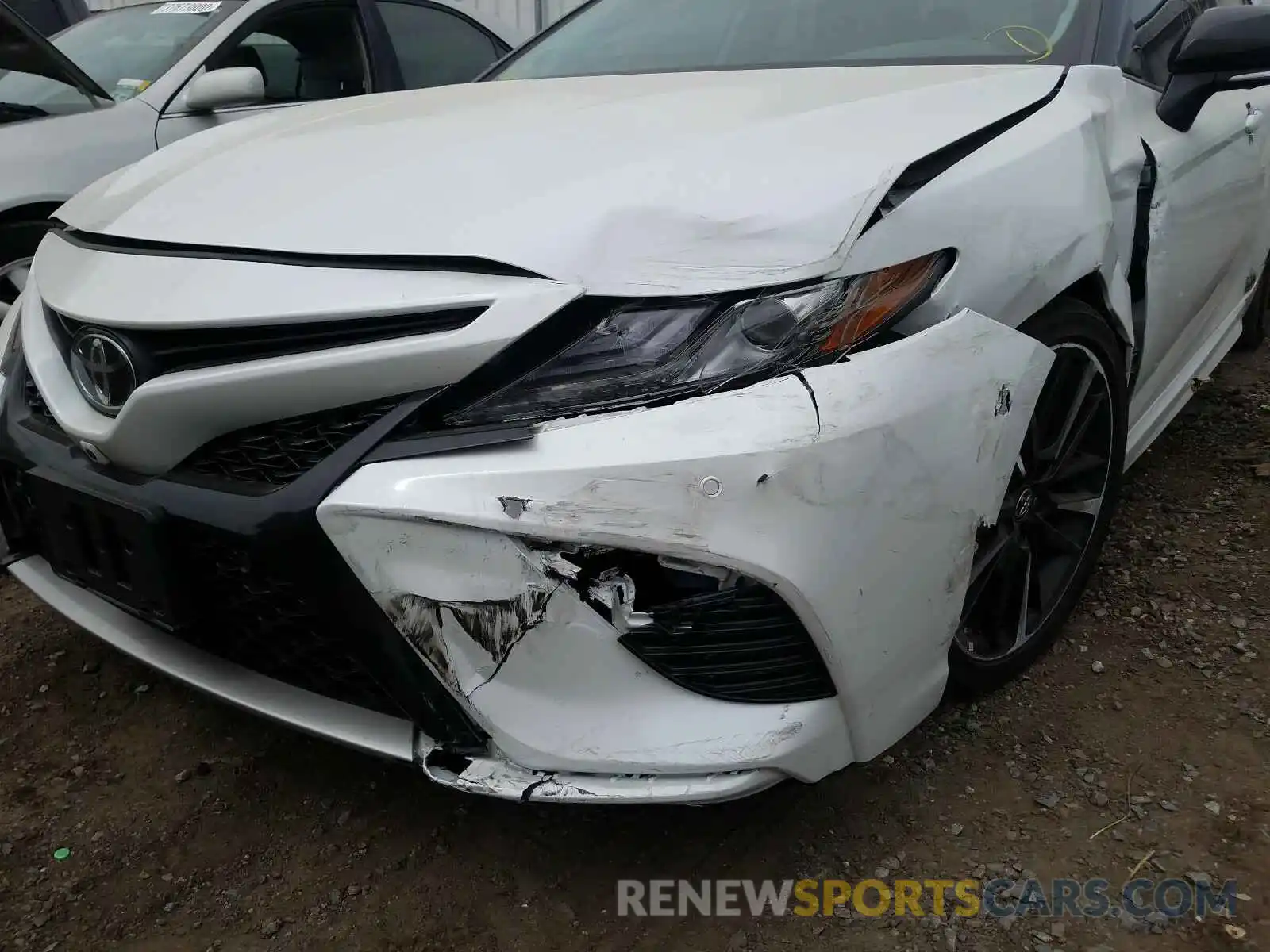 9 Photograph of a damaged car 4T1B61HK7KU290117 TOYOTA CAMRY 2019