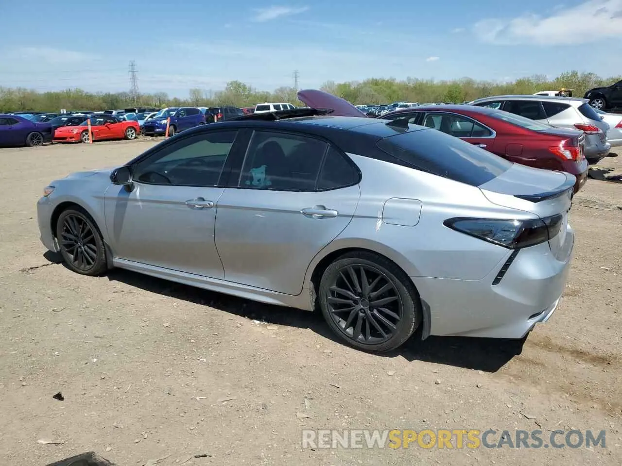2 Photograph of a damaged car 4T1B61HK7KU293647 TOYOTA CAMRY 2019