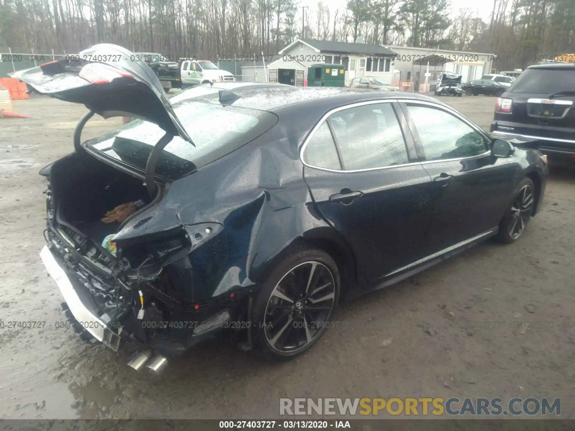 4 Photograph of a damaged car 4T1B61HK7KU731857 TOYOTA CAMRY 2019