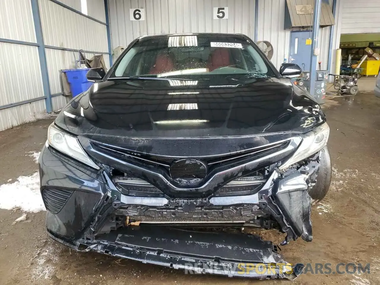 5 Photograph of a damaged car 4T1B61HK7KU751784 TOYOTA CAMRY 2019