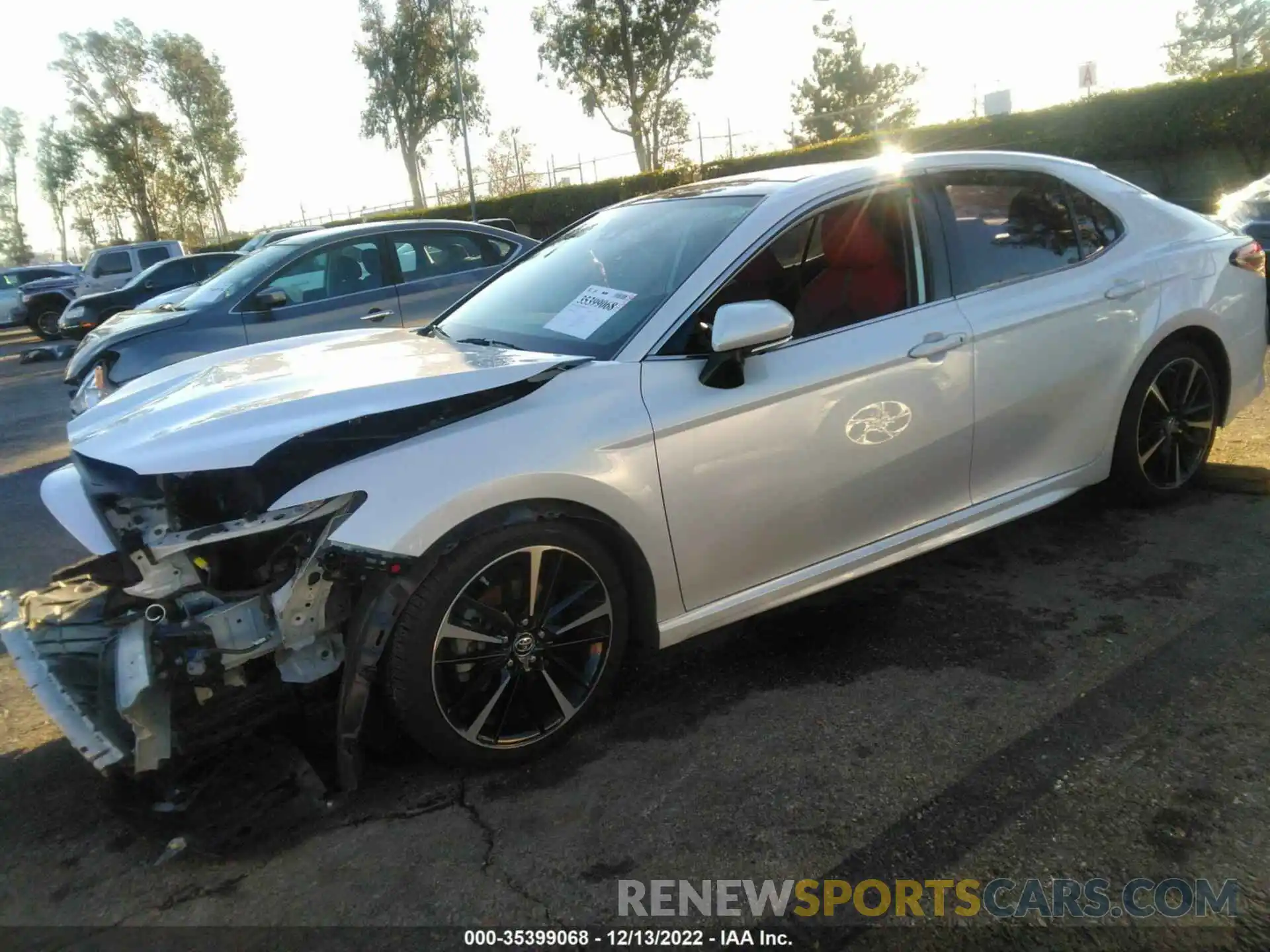 2 Photograph of a damaged car 4T1B61HK7KU765698 TOYOTA CAMRY 2019