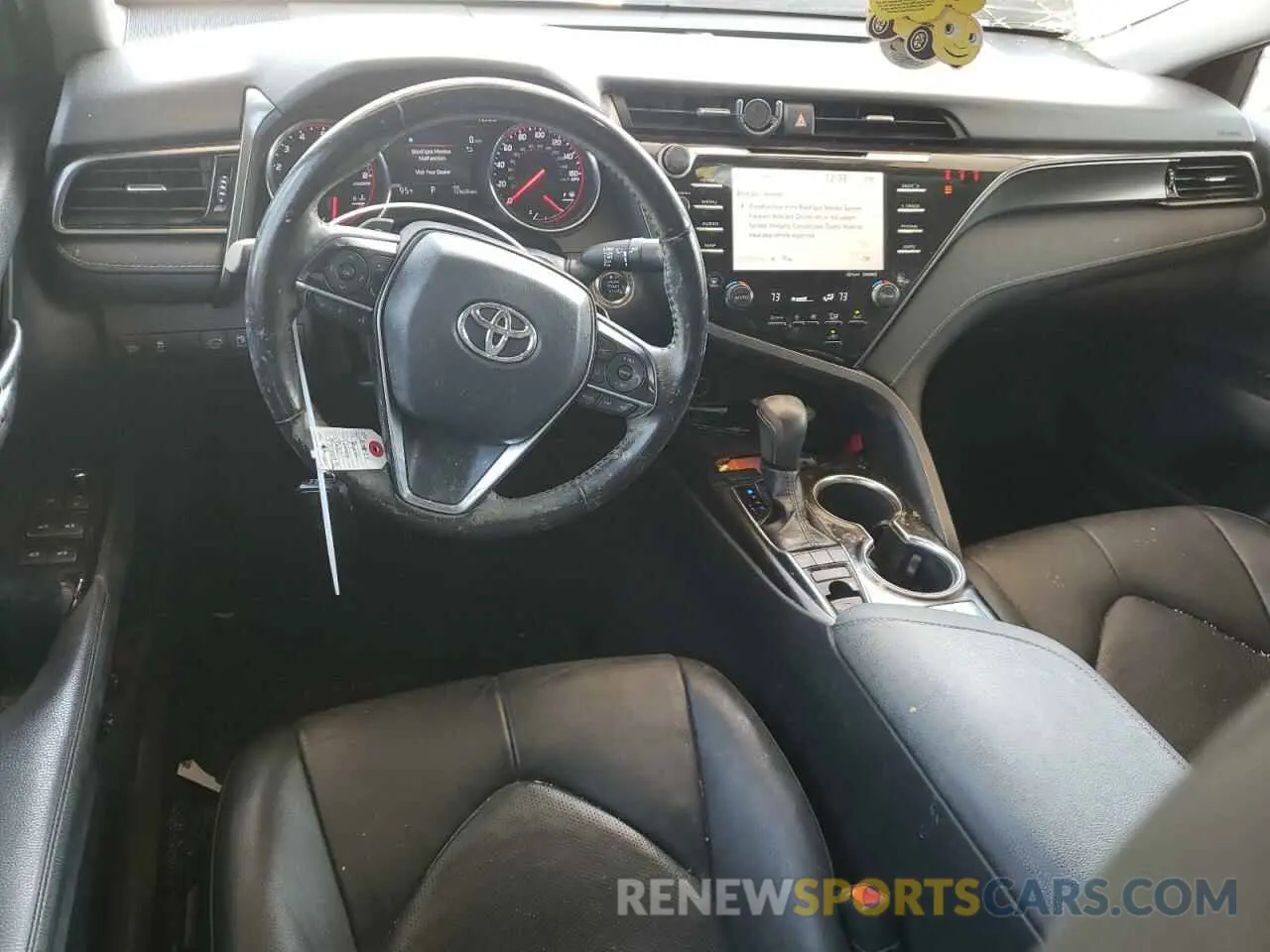 8 Photograph of a damaged car 4T1B61HK7KU771873 TOYOTA CAMRY 2019