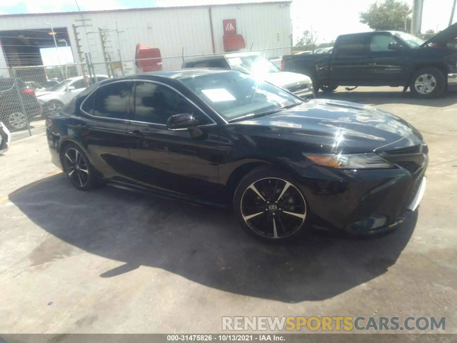 1 Photograph of a damaged car 4T1B61HK7KU775227 TOYOTA CAMRY 2019