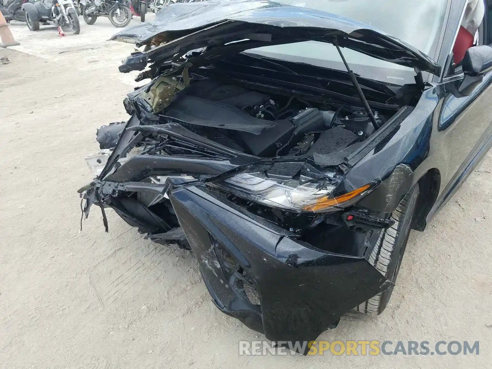 9 Photograph of a damaged car 4T1B61HK7KU805293 TOYOTA CAMRY 2019