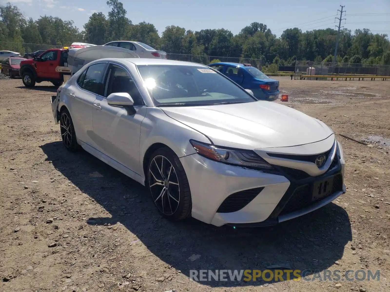 1 Photograph of a damaged car 4T1B61HK7KU824782 TOYOTA CAMRY 2019