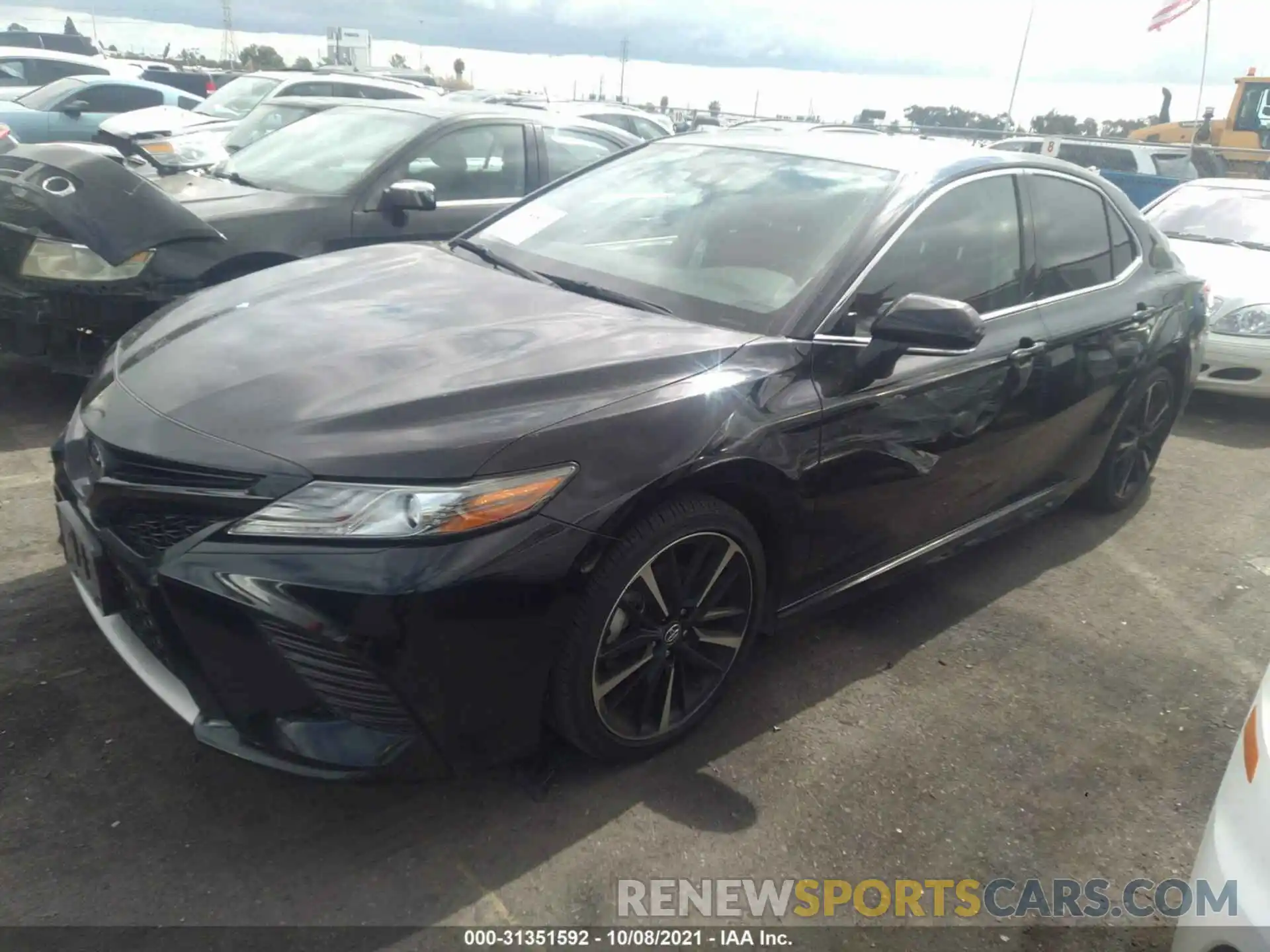 2 Photograph of a damaged car 4T1B61HK7KU830713 TOYOTA CAMRY 2019