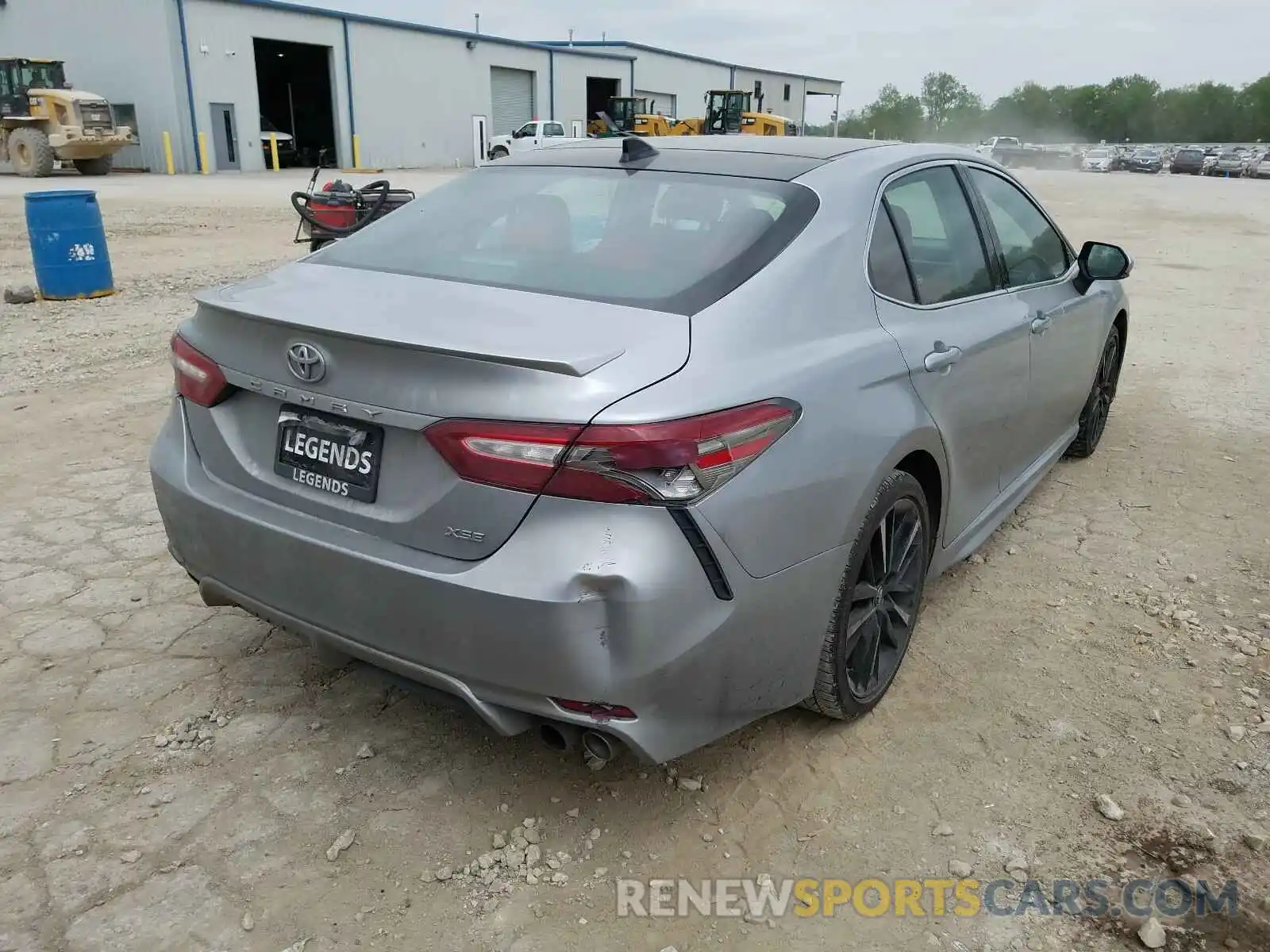 4 Photograph of a damaged car 4T1B61HK7KU845566 TOYOTA CAMRY 2019