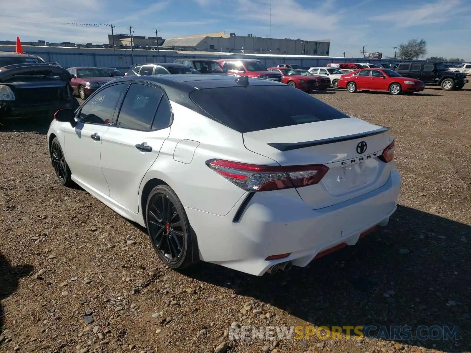 3 Photograph of a damaged car 4T1B61HK8KU161061 TOYOTA CAMRY 2019