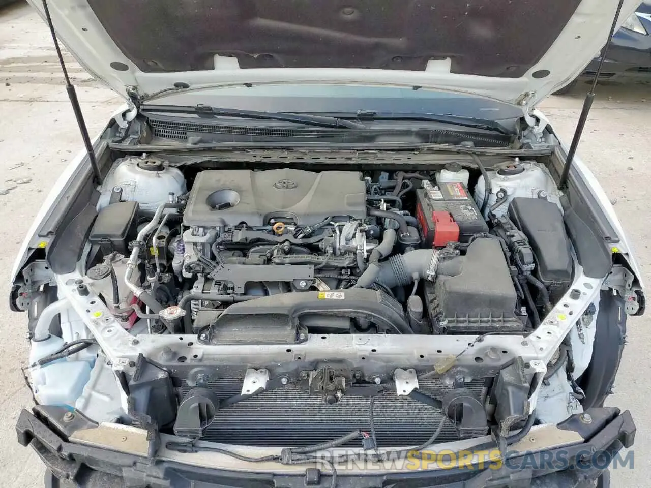 11 Photograph of a damaged car 4T1B61HK8KU168236 TOYOTA CAMRY 2019