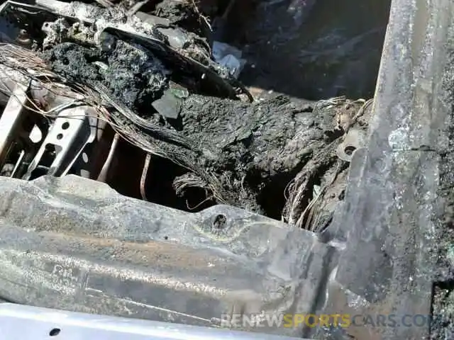 10 Photograph of a damaged car 4T1B61HK8KU180435 TOYOTA CAMRY 2019