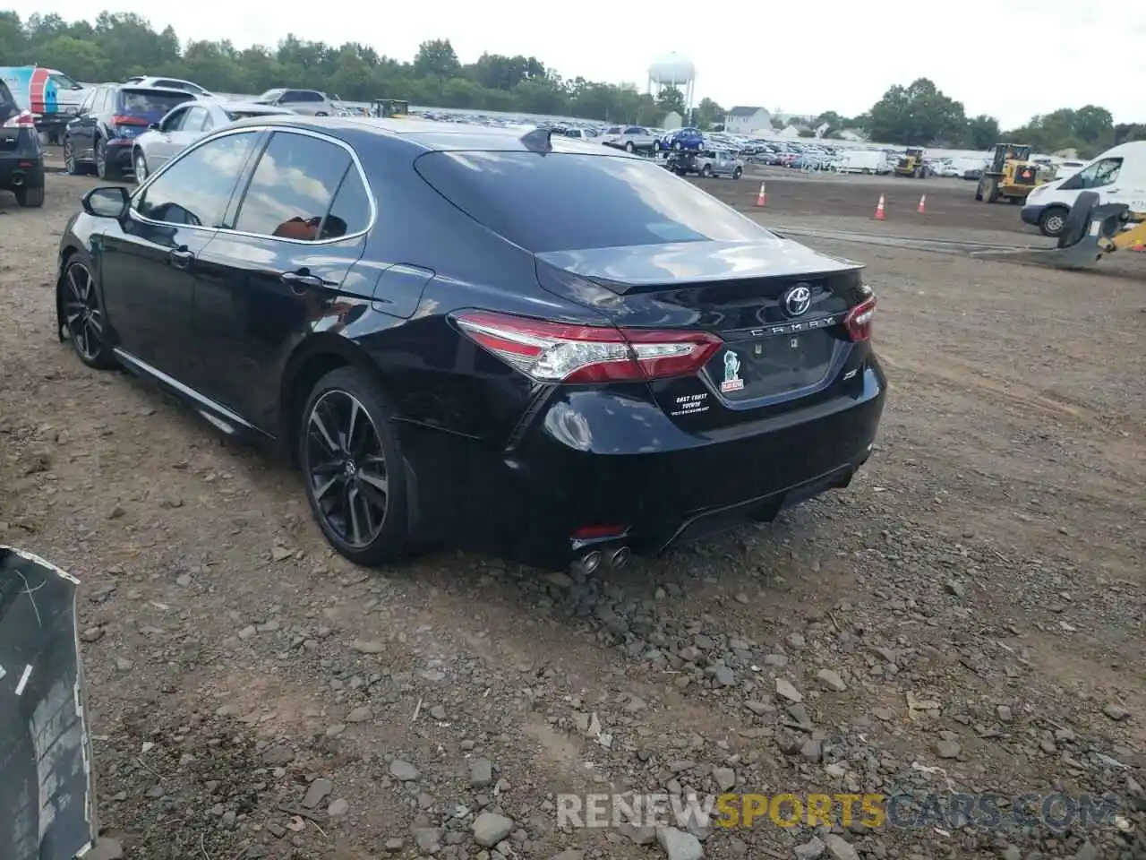 3 Photograph of a damaged car 4T1B61HK8KU184663 TOYOTA CAMRY 2019