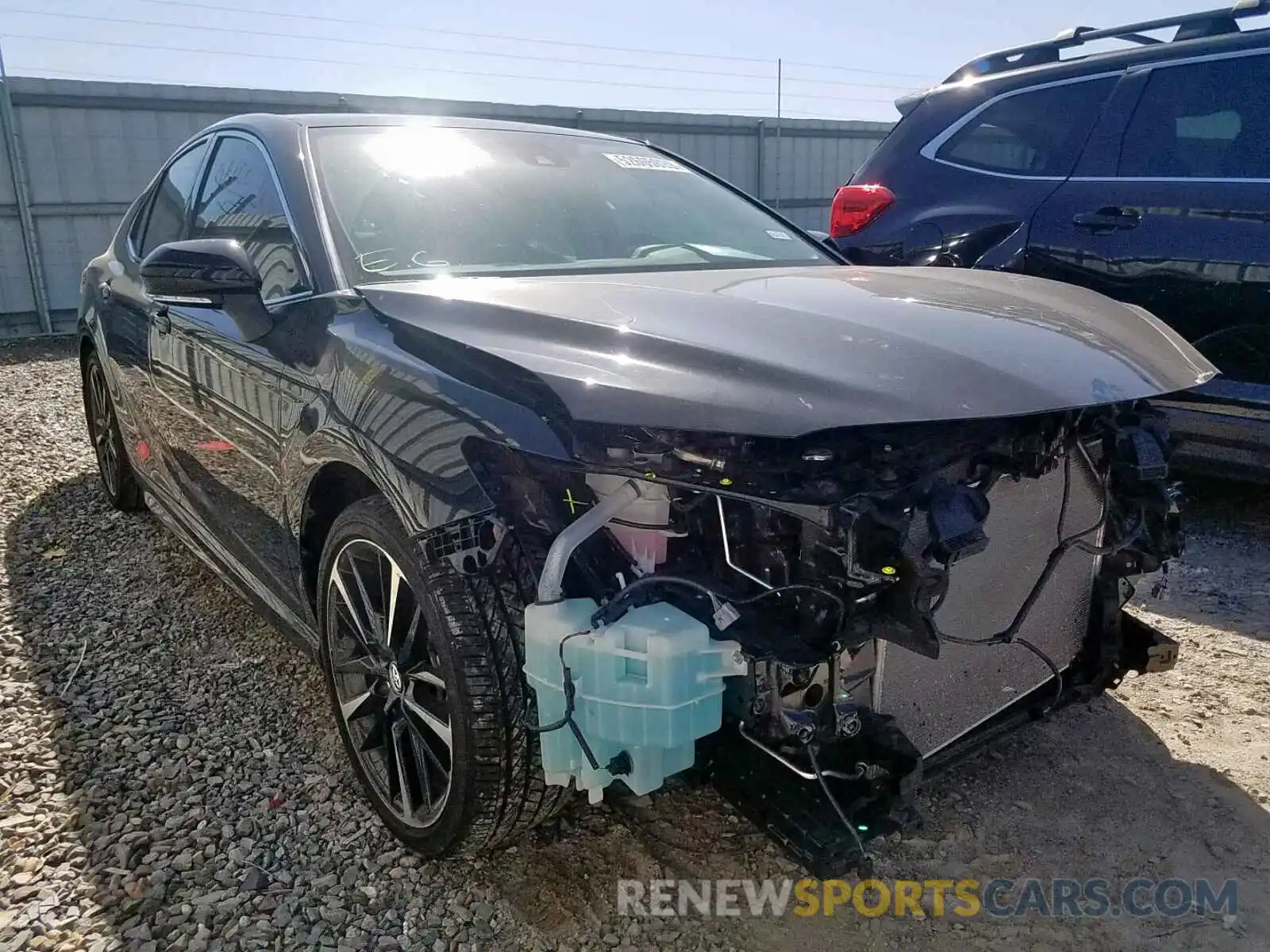 1 Photograph of a damaged car 4T1B61HK8KU213062 TOYOTA CAMRY 2019