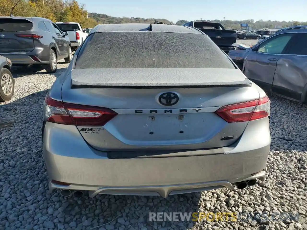 6 Photograph of a damaged car 4T1B61HK8KU228872 TOYOTA CAMRY 2019