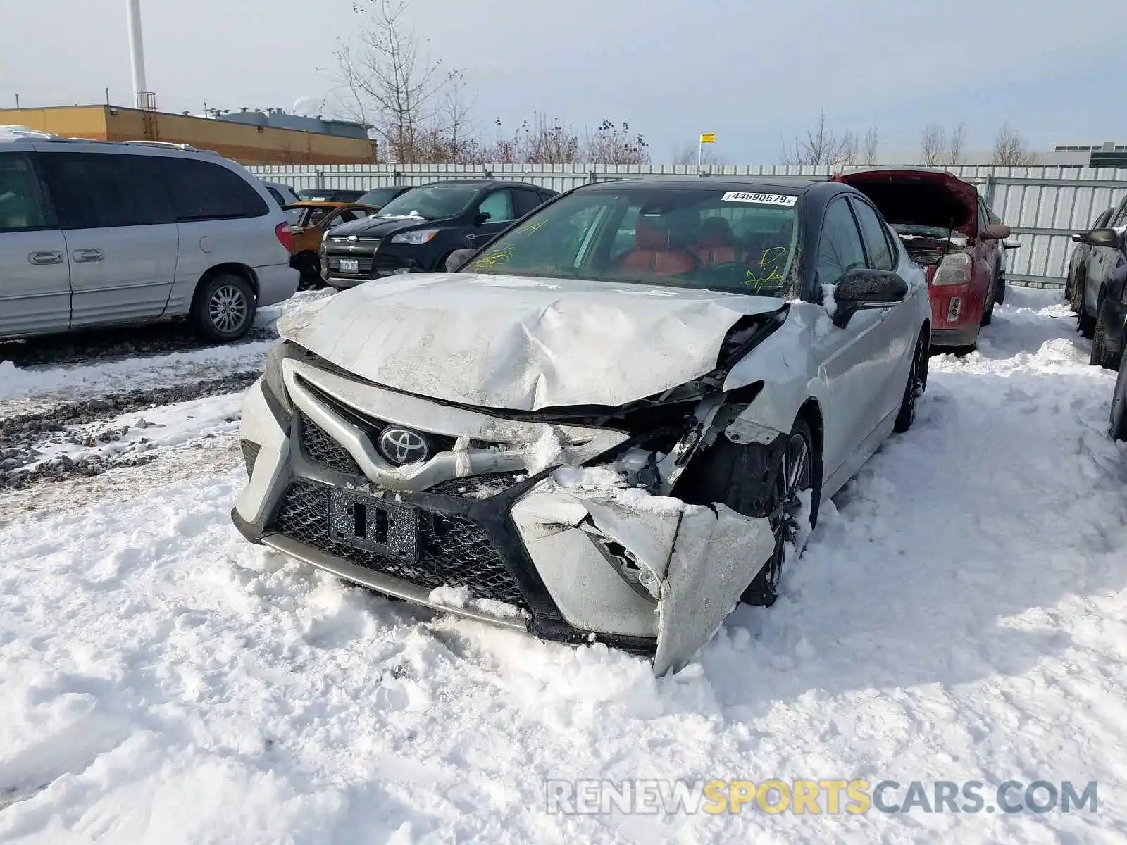 9 Photograph of a damaged car 4T1B61HK8KU231965 TOYOTA CAMRY 2019