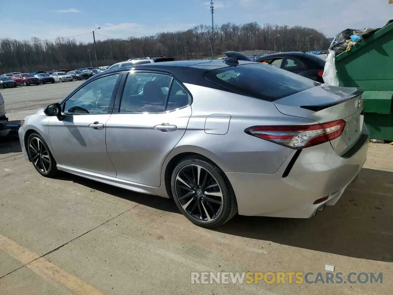 2 Photograph of a damaged car 4T1B61HK8KU232517 TOYOTA CAMRY 2019