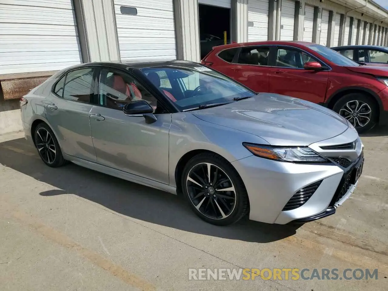 4 Photograph of a damaged car 4T1B61HK8KU232517 TOYOTA CAMRY 2019