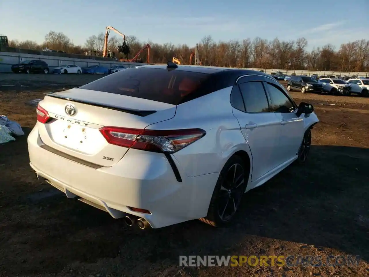 3 Photograph of a damaged car 4T1B61HK8KU250452 TOYOTA CAMRY 2019