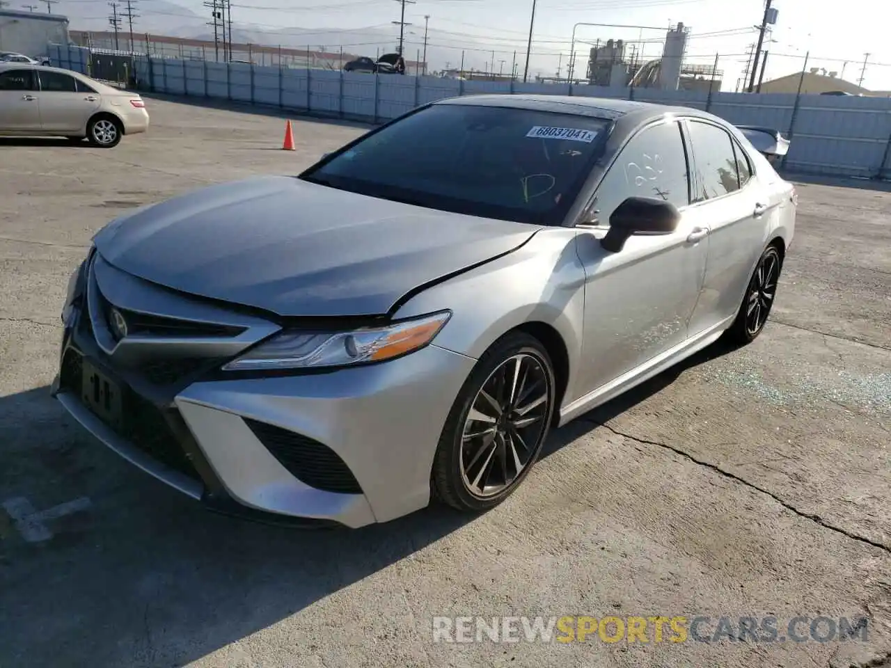 2 Photograph of a damaged car 4T1B61HK8KU257045 TOYOTA CAMRY 2019