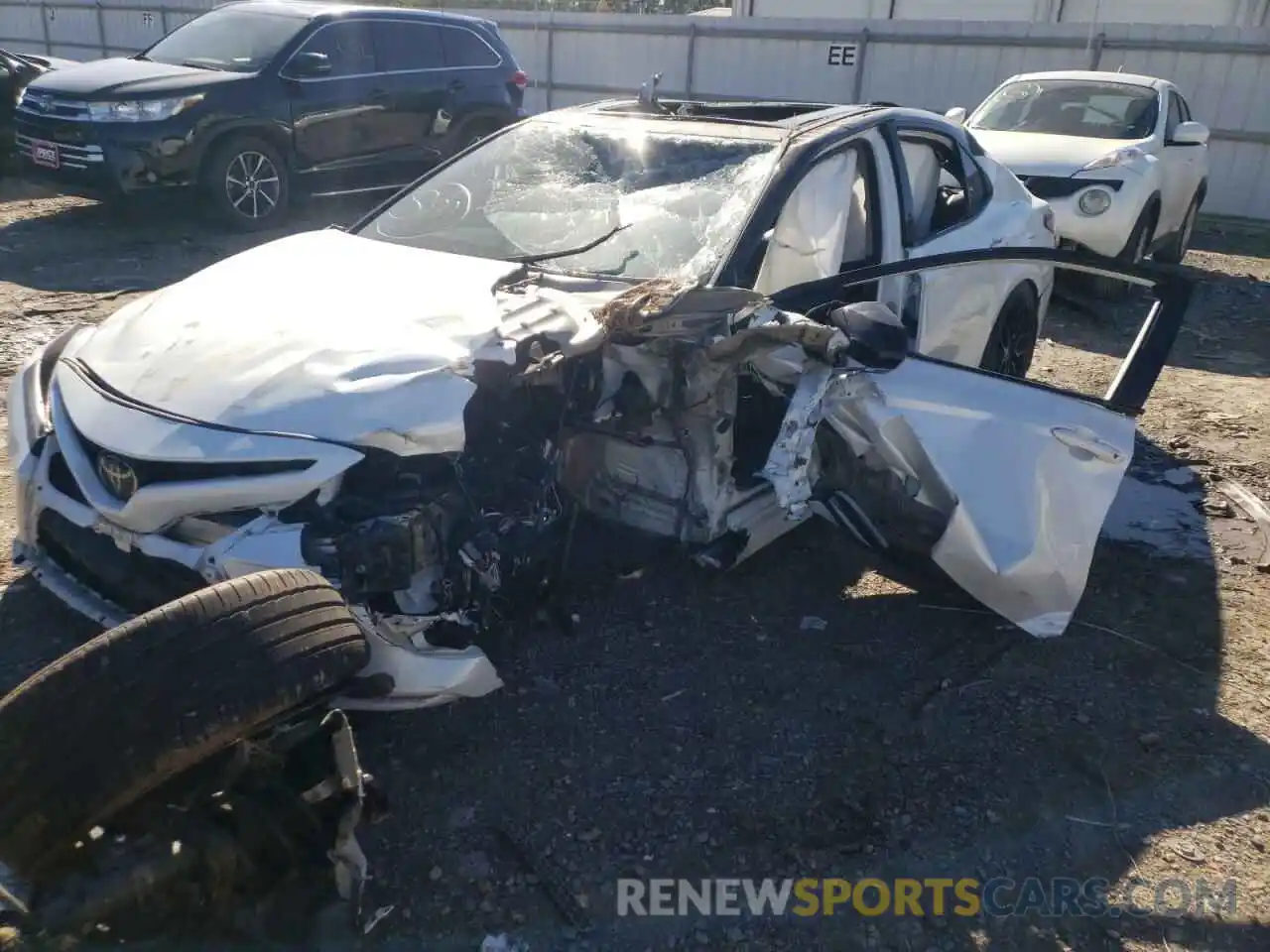 9 Photograph of a damaged car 4T1B61HK8KU261001 TOYOTA CAMRY 2019