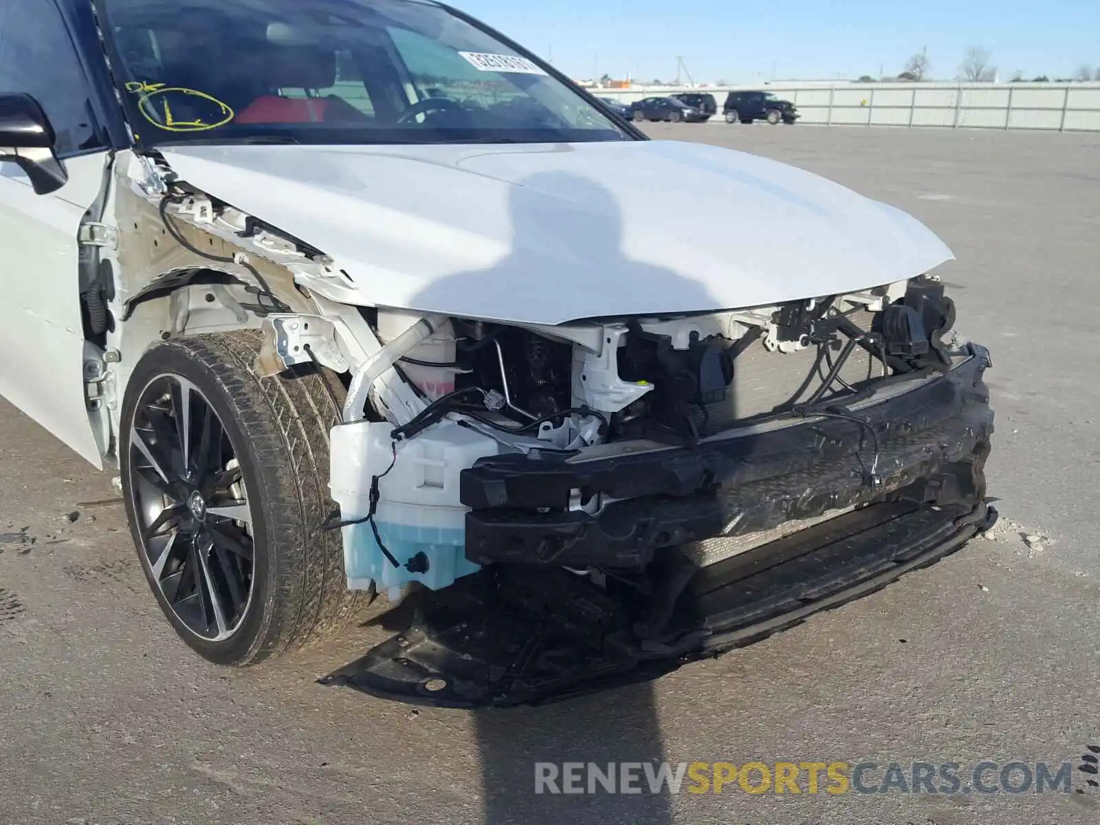 9 Photograph of a damaged car 4T1B61HK8KU264898 TOYOTA CAMRY 2019