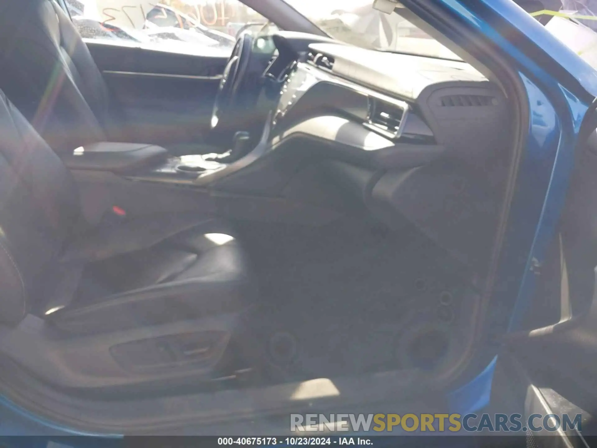 5 Photograph of a damaged car 4T1B61HK8KU286089 TOYOTA CAMRY 2019