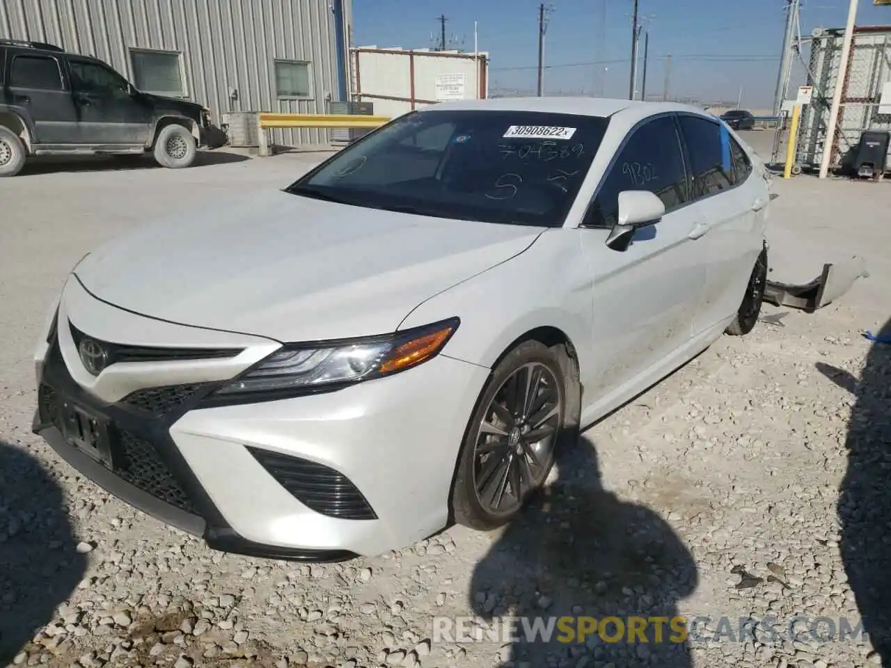 2 Photograph of a damaged car 4T1B61HK8KU704389 TOYOTA CAMRY 2019