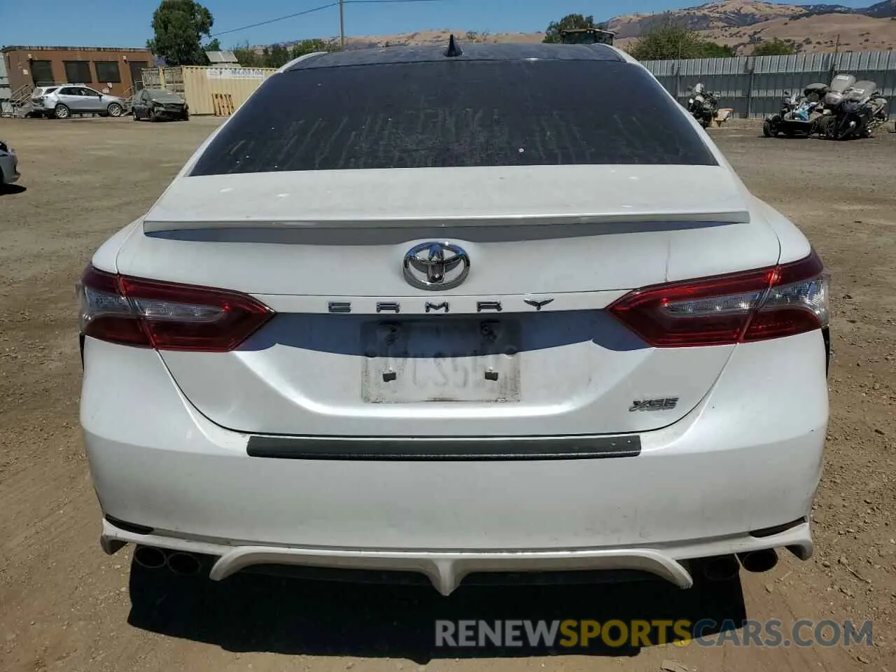 6 Photograph of a damaged car 4T1B61HK8KU739904 TOYOTA CAMRY 2019