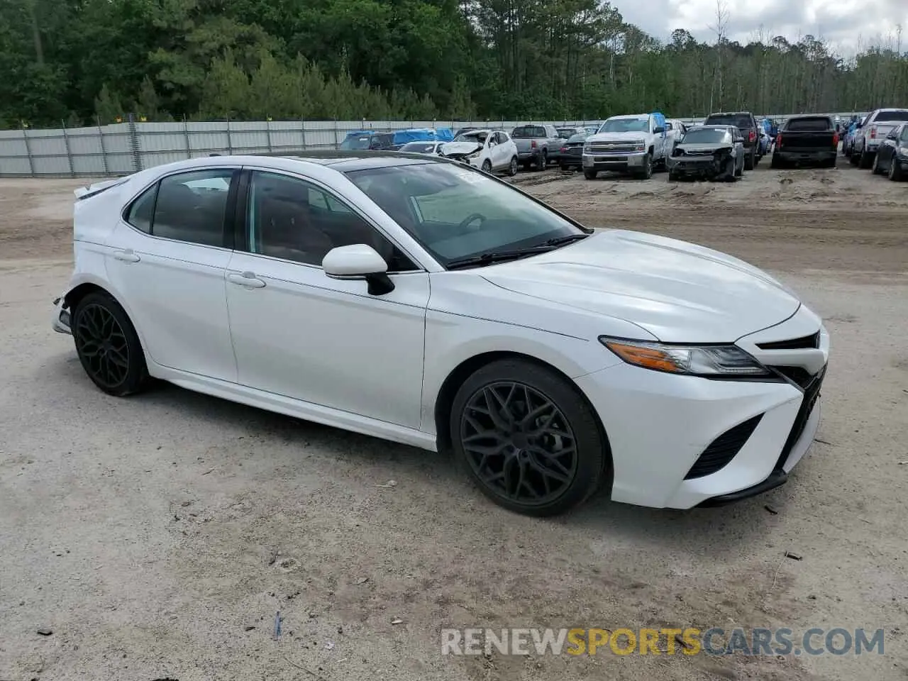 4 Photograph of a damaged car 4T1B61HK8KU779805 TOYOTA CAMRY 2019