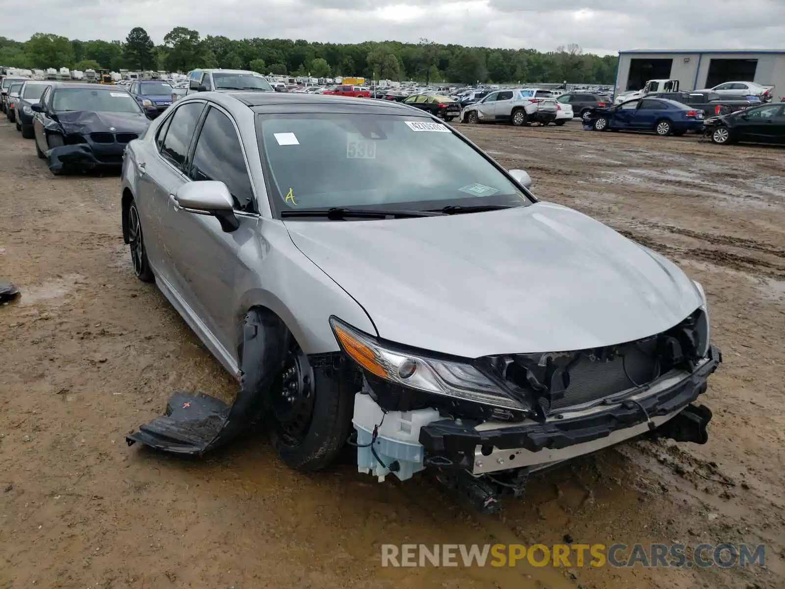 1 Photograph of a damaged car 4T1B61HK8KU789282 TOYOTA CAMRY 2019