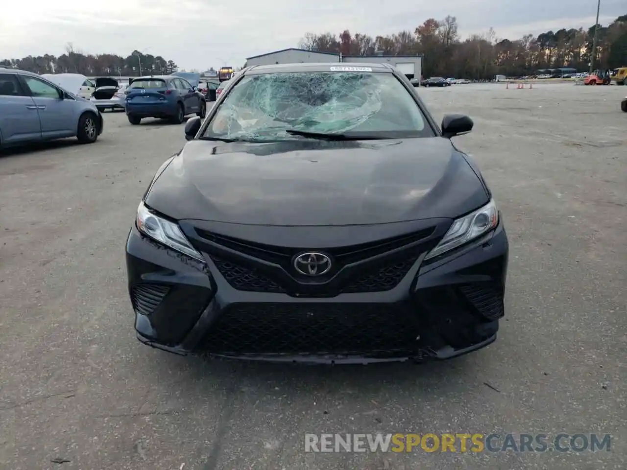 5 Photograph of a damaged car 4T1B61HK8KU806744 TOYOTA CAMRY 2019