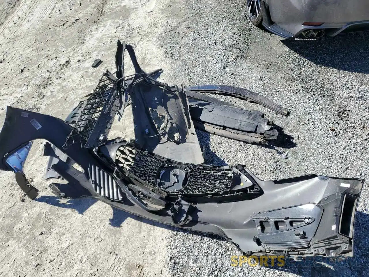 12 Photograph of a damaged car 4T1B61HK8KU831028 TOYOTA CAMRY 2019