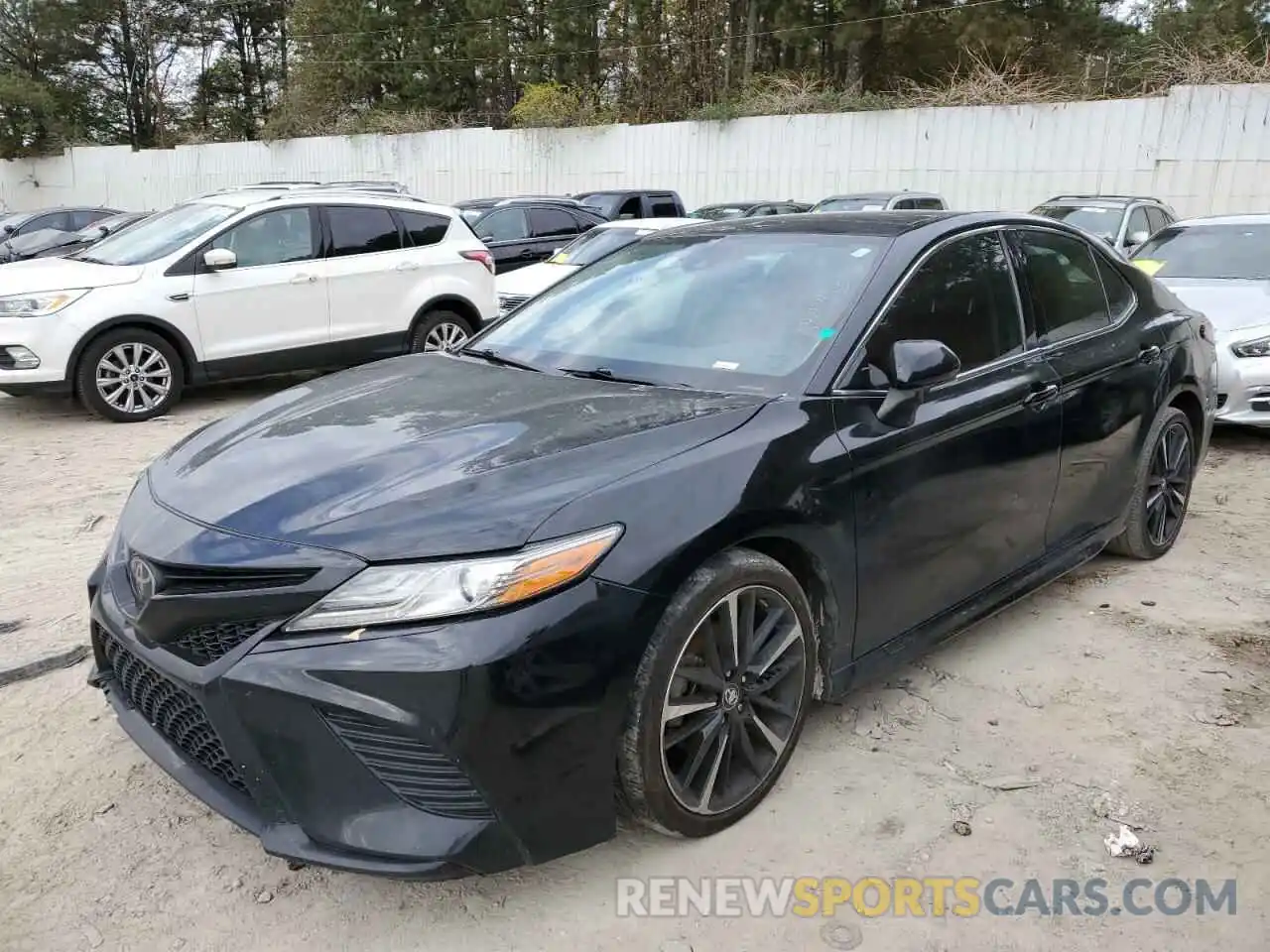 2 Photograph of a damaged car 4T1B61HK8KU831224 TOYOTA CAMRY 2019