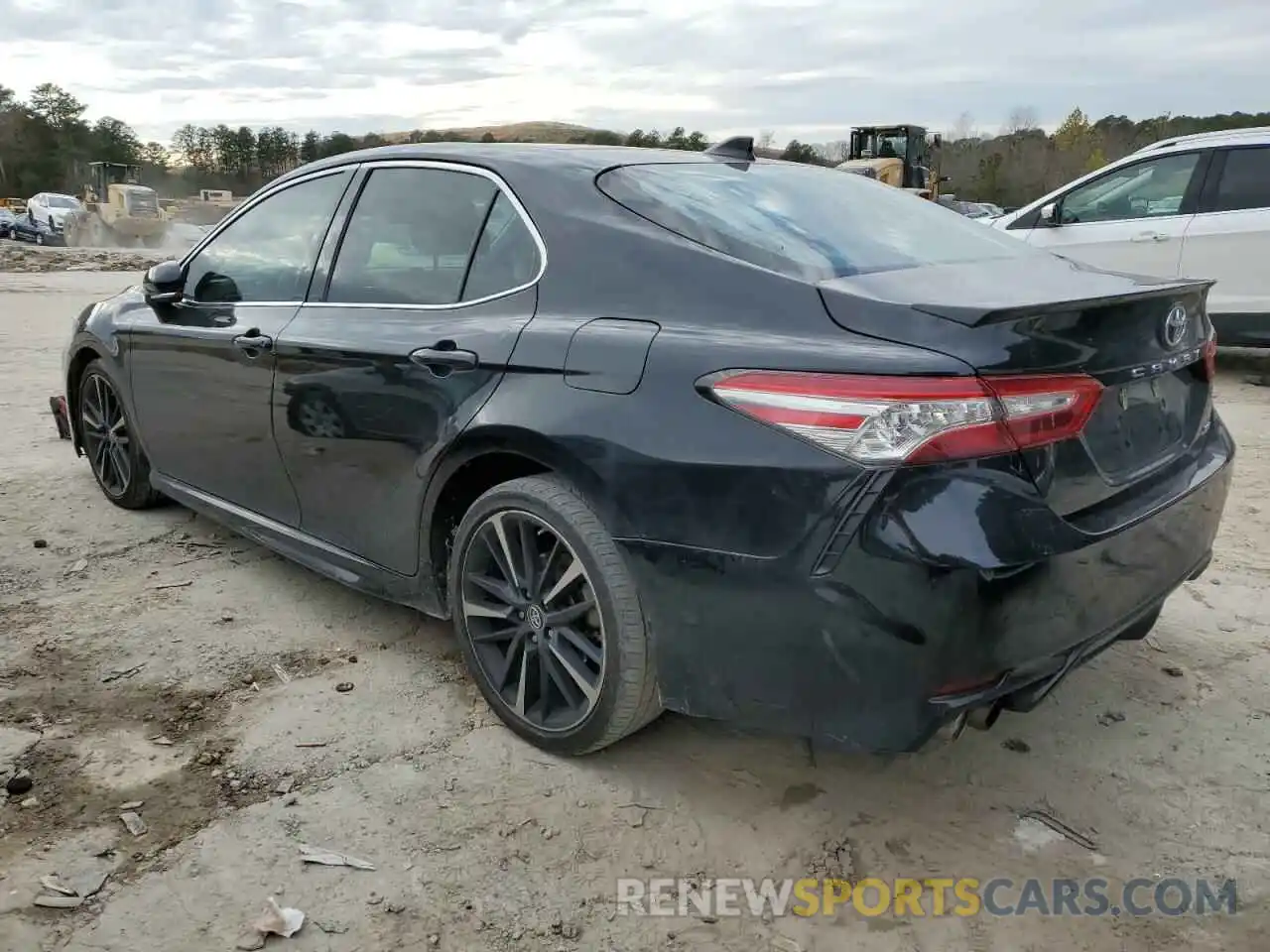 3 Photograph of a damaged car 4T1B61HK8KU831224 TOYOTA CAMRY 2019